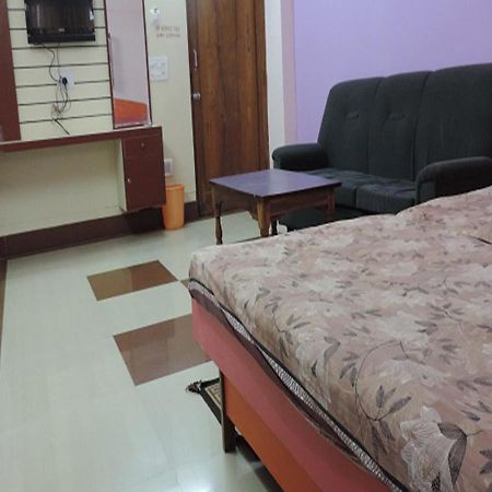 Hotel Anarkali Brahmapur Extérieur photo